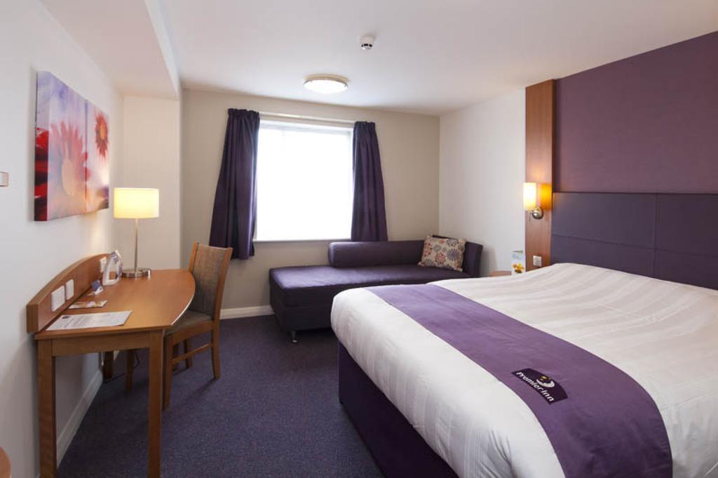 Premier Inn Kidderminster Luaran gambar