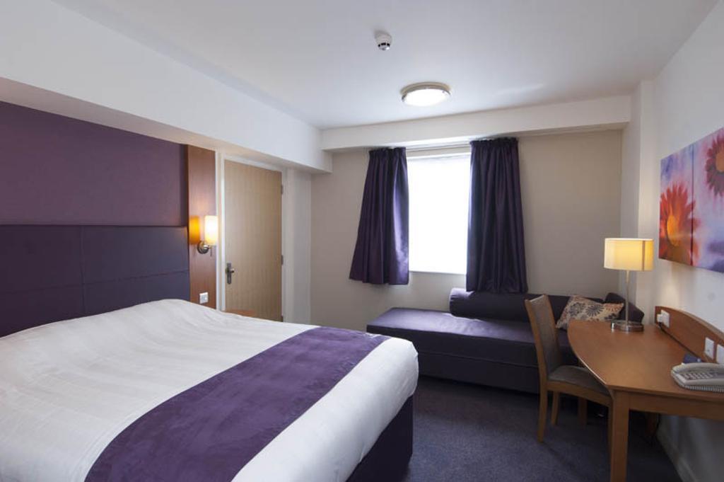 Premier Inn Kidderminster Luaran gambar